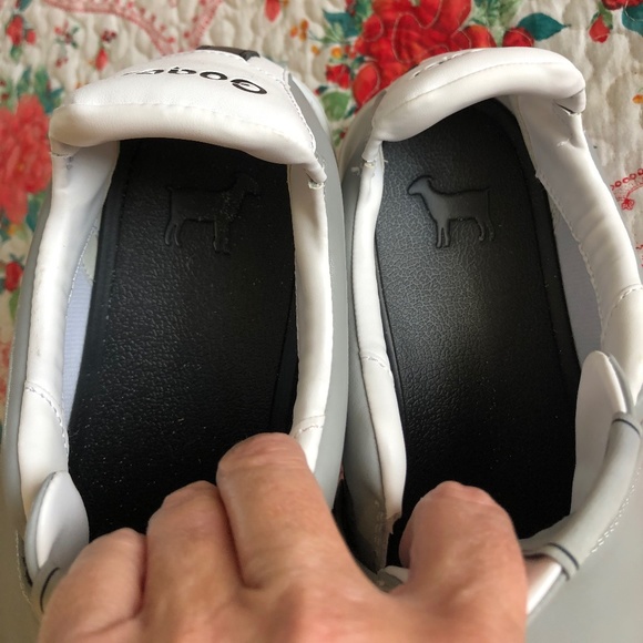 Men's Leather Sneakers - Picture 7 of 16